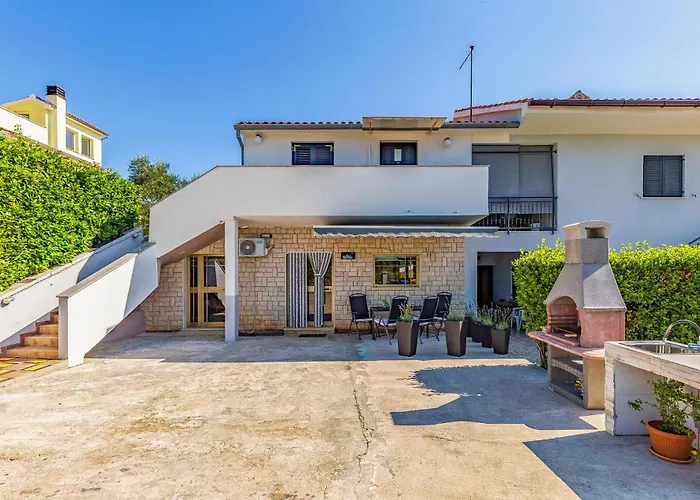 Lovely In Lejlighed *