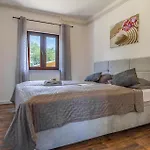 Apartament Lovely In *