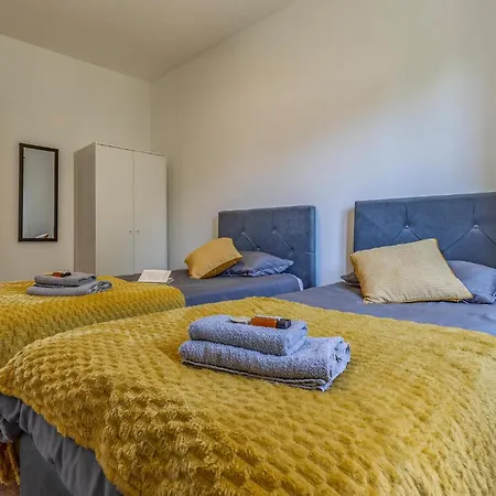 2 Bedroom In Peruški